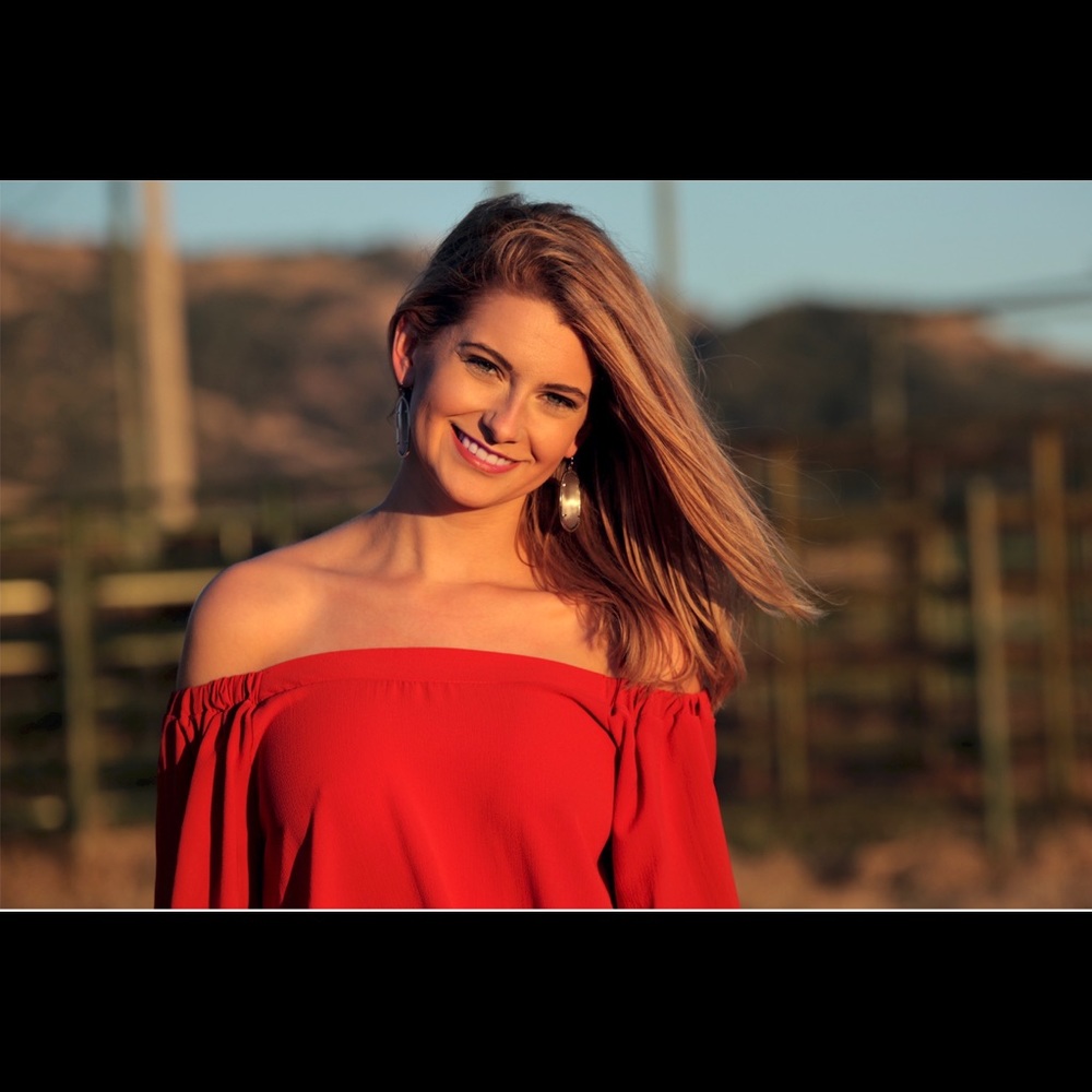Meet your Posher, Courtney